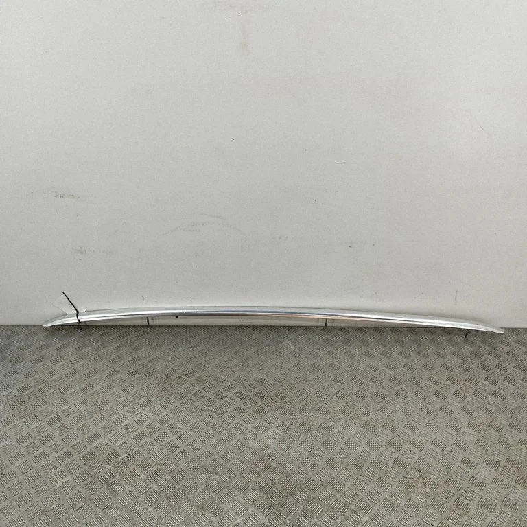 Katuse pikivardad „sarved" – Audi A6 S6 C7 4G (2011-2018)