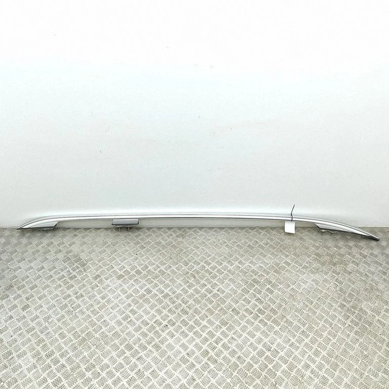 Katuse pikivardad „sarved" – BMW X7 G07 (2018-)