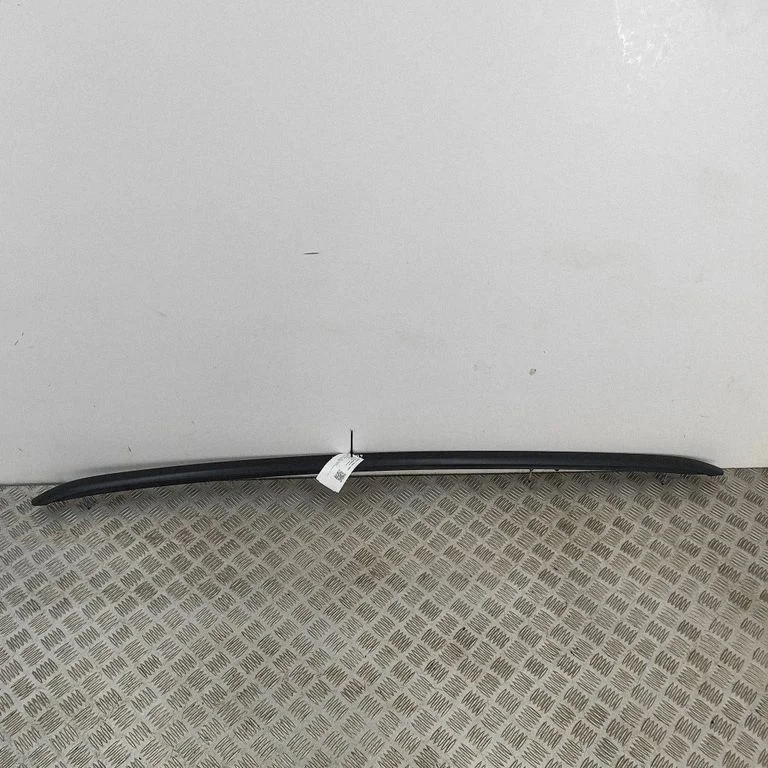 Katuse pikivardad „sarved" 8MA860021