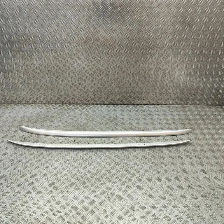 Roof bar rail 8U0860022C – Audi RS Q3 (2013-2018)