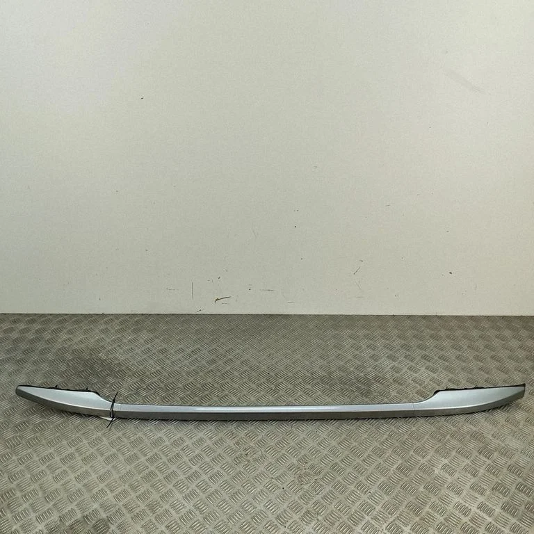 Roof bar rail GHP951U38