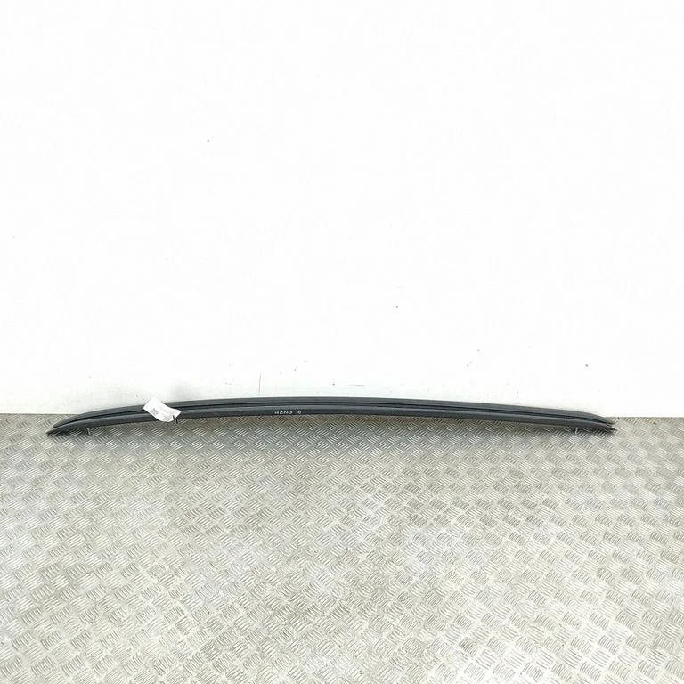 Katuse pikivardad „sarved" 5LG860025