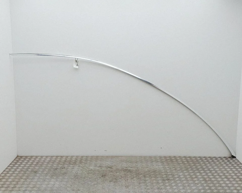 Katuse liist „molding" – Mercedes-Benz EQS V297 (2021-)