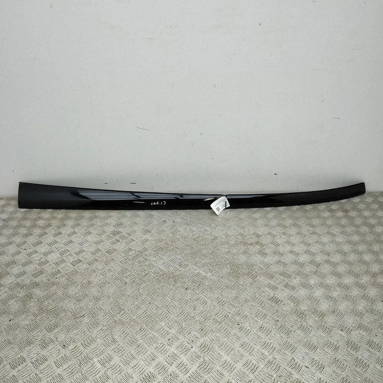 Jumta apdares līste „moldings" LJ8BR50463APIA05