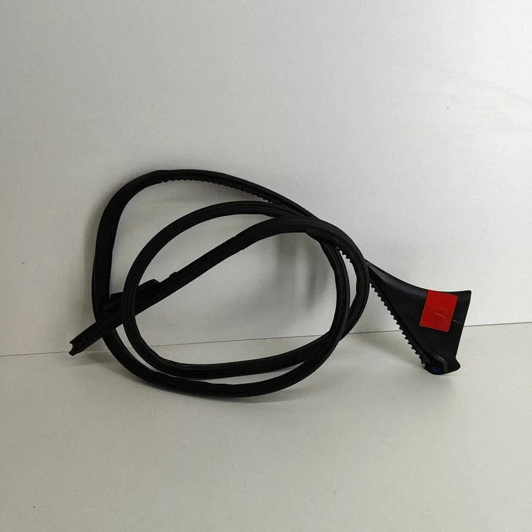 Katuse liist „molding" – Mercedes-Benz CLA-klass C118 X118 (2019-)