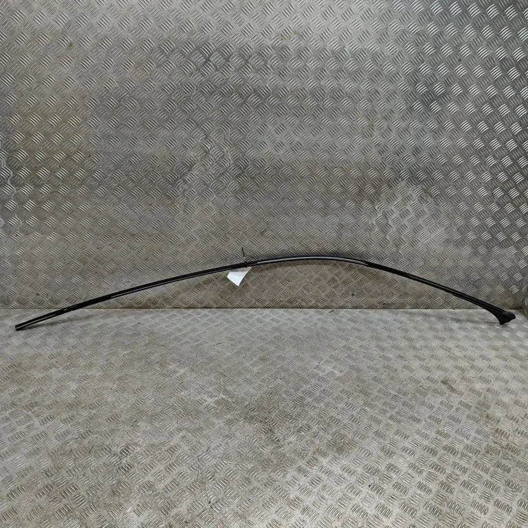 Roof trim bar molding cover – Porsche Taycan 9J1 (2019-)