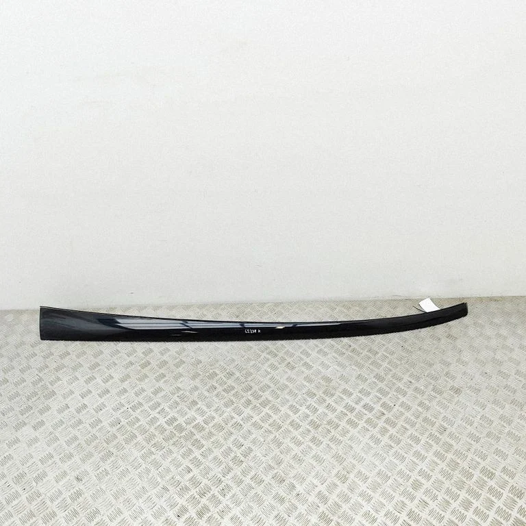 Listwa dachowa LJ8BR50463A