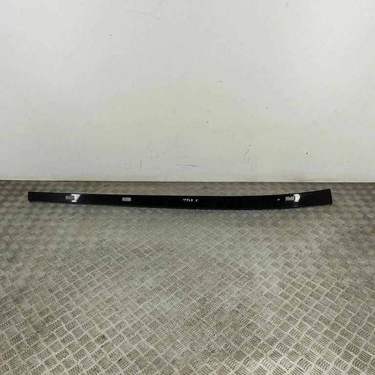 Listwa dachowa 81675R2000
