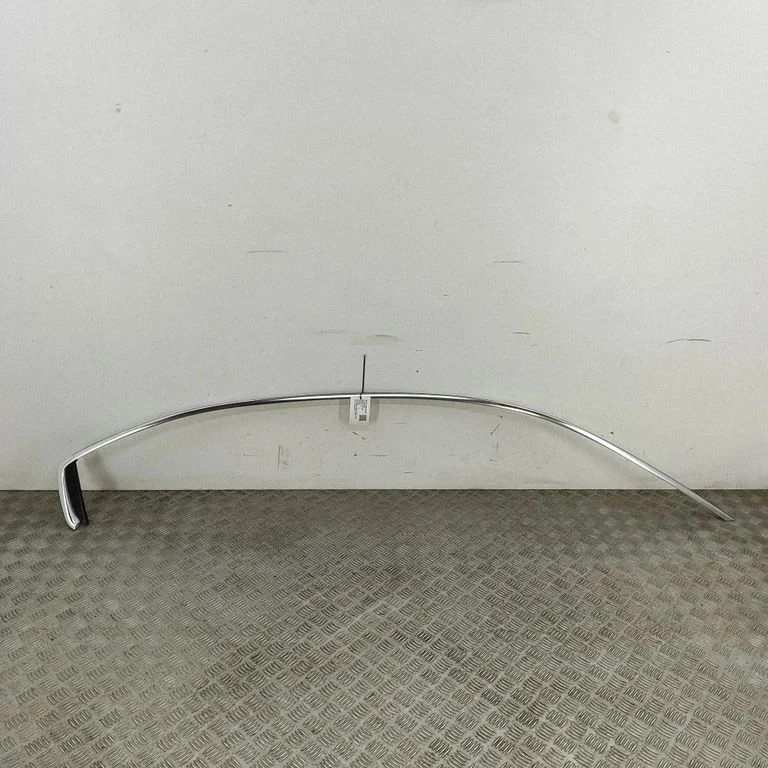 Roof trim bar molding cover 6700431110