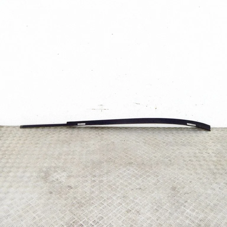 Listwa dachowa A2126903182