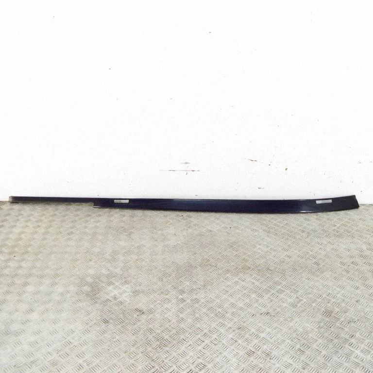 Listwa dachowa A2126903082