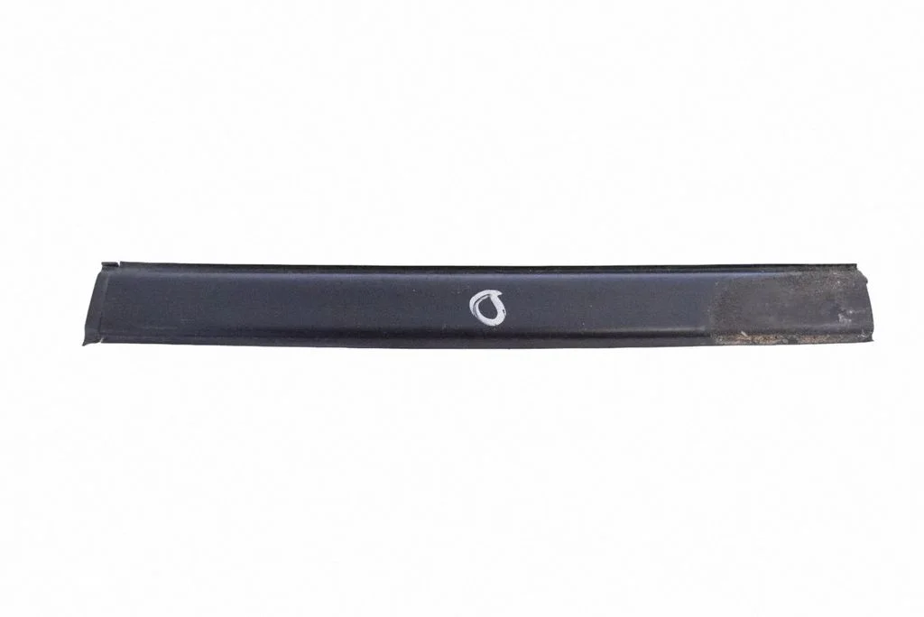 Katuse liist „molding" – parem