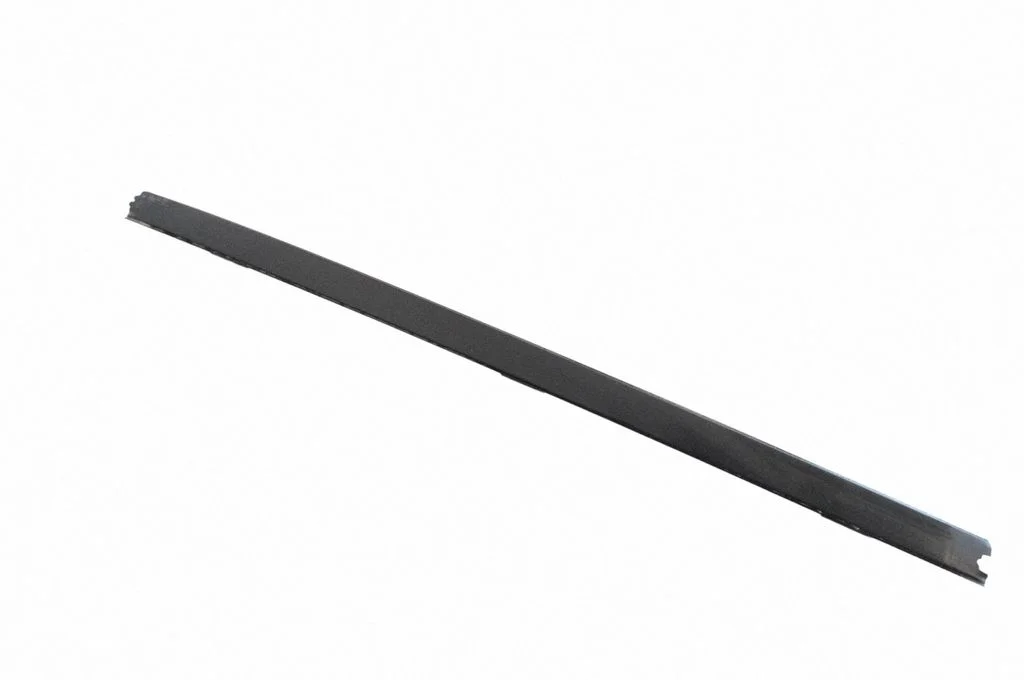 Katuse liist „molding" – vasak