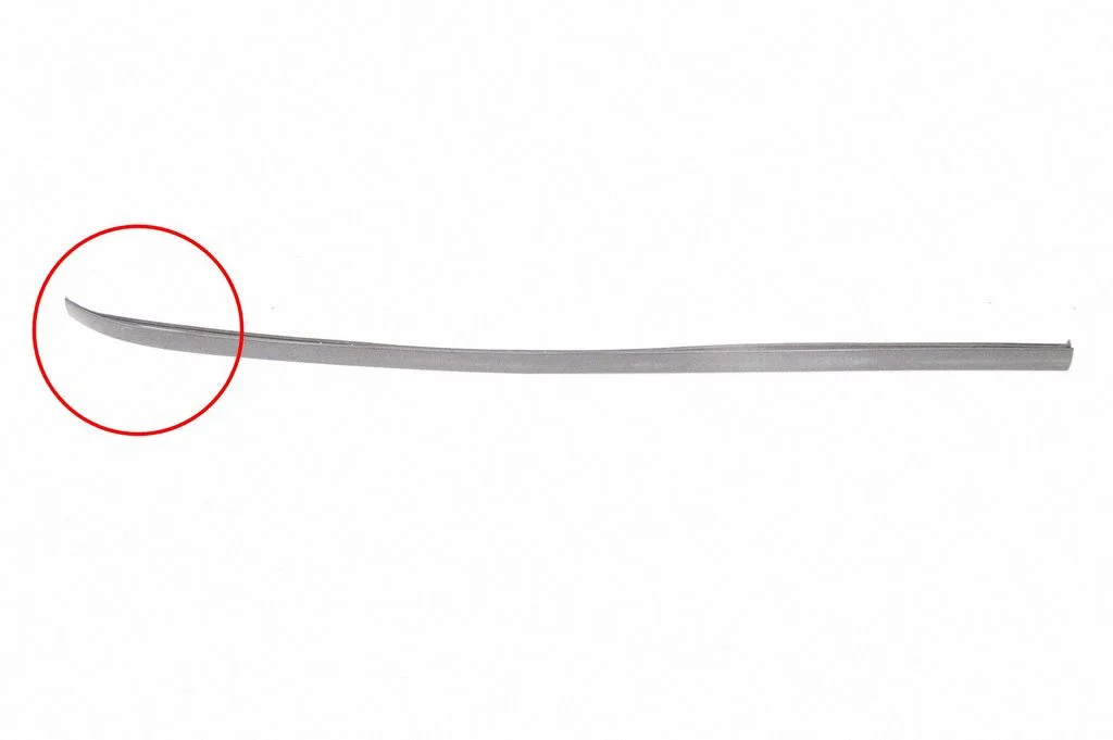 Jumta apdares līste „moldings" – labā