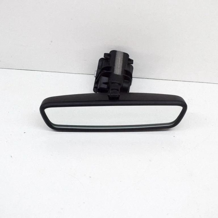 Rear view mirror (interior) E11046394