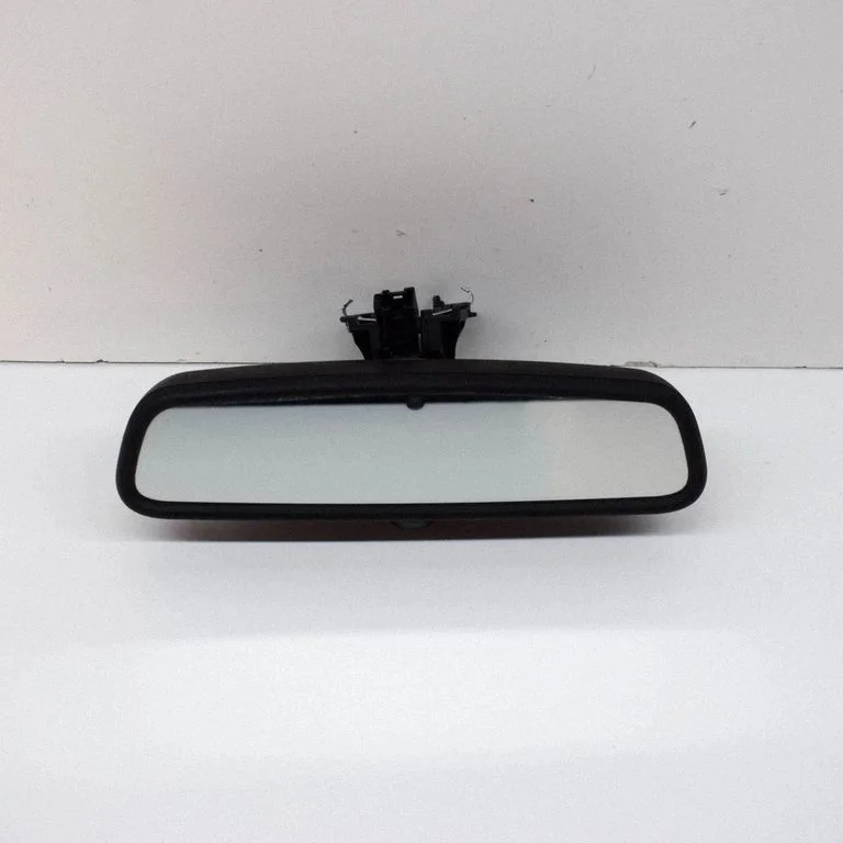Rear view mirror (interior) E11046662