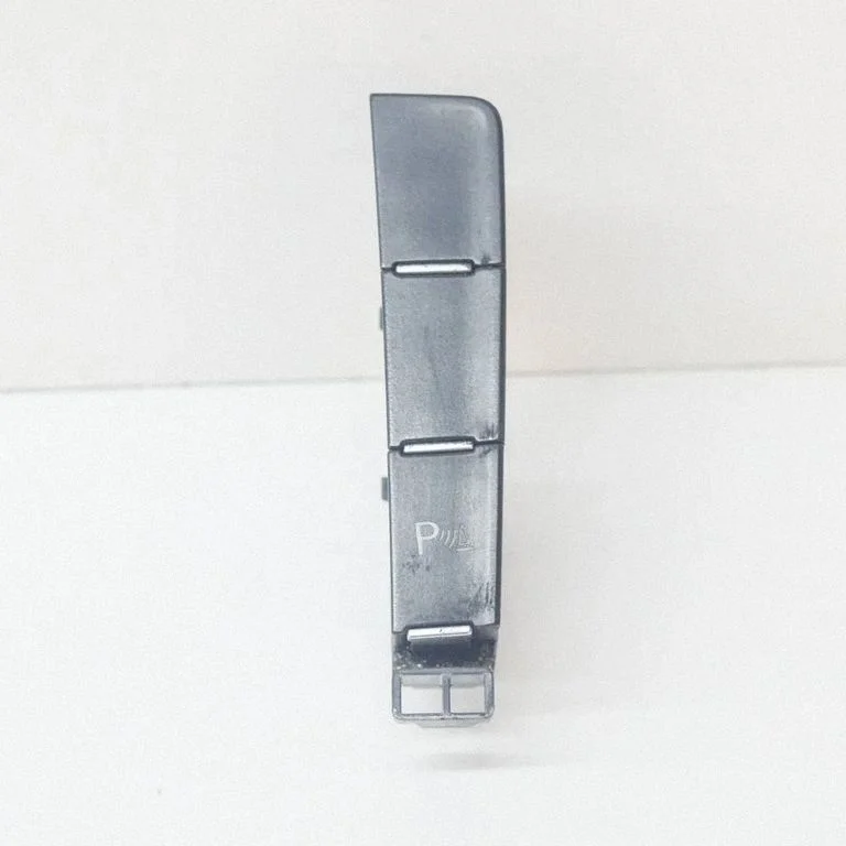 Parking (PDC) sensor switch – Volkswagen e-Golf (2014-)
