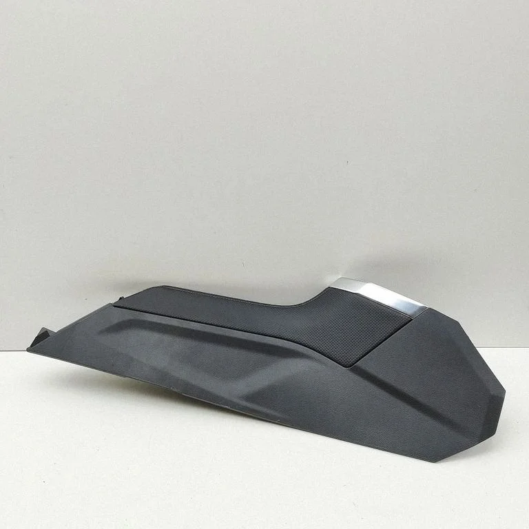 Cita centrālās konsoles (tuneļa) detaļa 66241SJ040VH