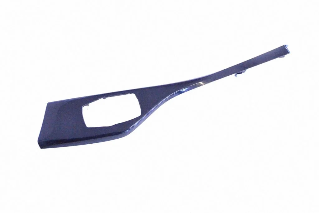 Cita centrālās konsoles (tuneļa) detaļa 9207266
