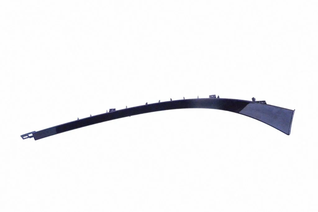 Cita centrālās konsoles (tuneļa) detaļa GX73640E73AB