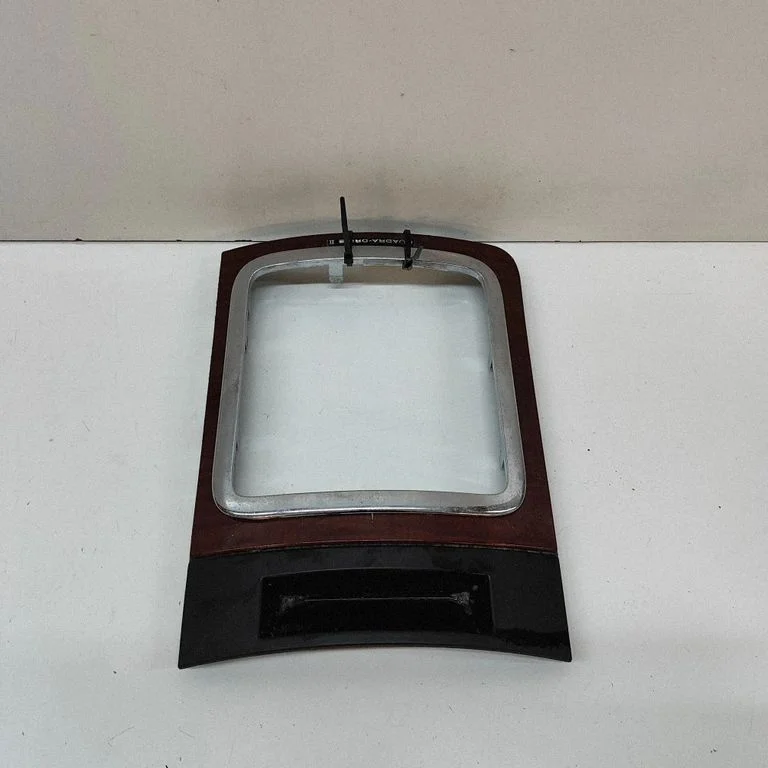 Cita centrālās konsoles (tuneļa) detaļa X35008202TH