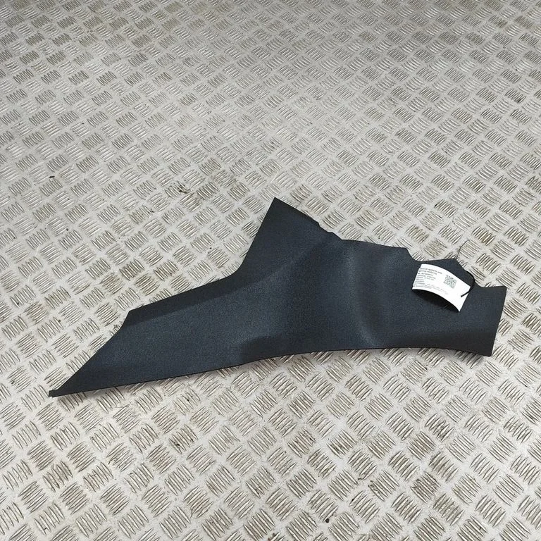 Cita centrālās konsoles (tuneļa) detaļa 2G2863046