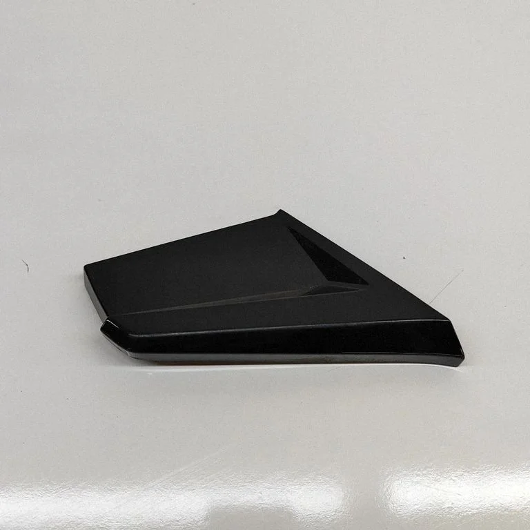 Cita centrālās konsoles (tuneļa) detaļa 4KL863338