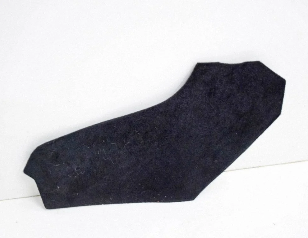 Other center console (tunnel) element – Tesla Model Y (2020-)