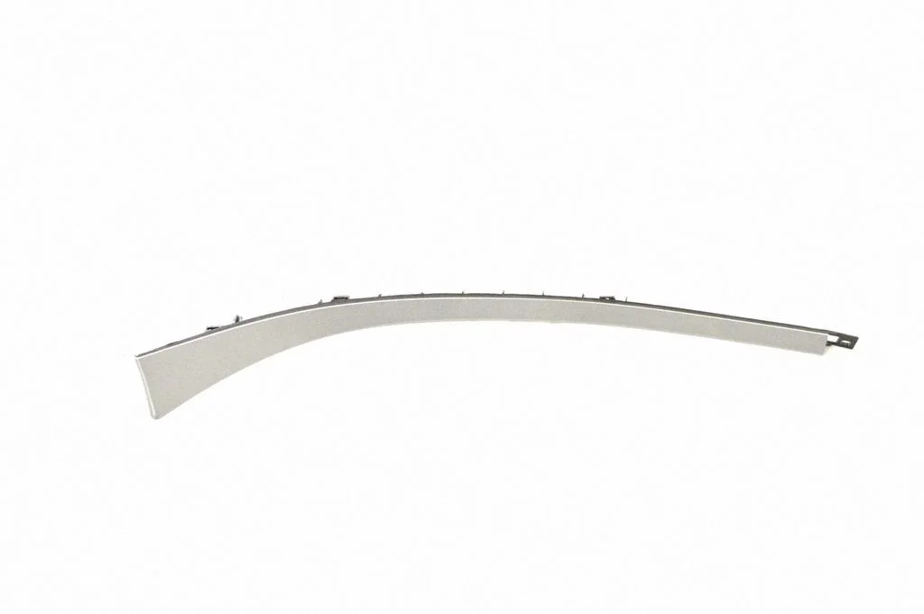 Cita centrālās konsoles (tuneļa) detaļa GX73640E72B