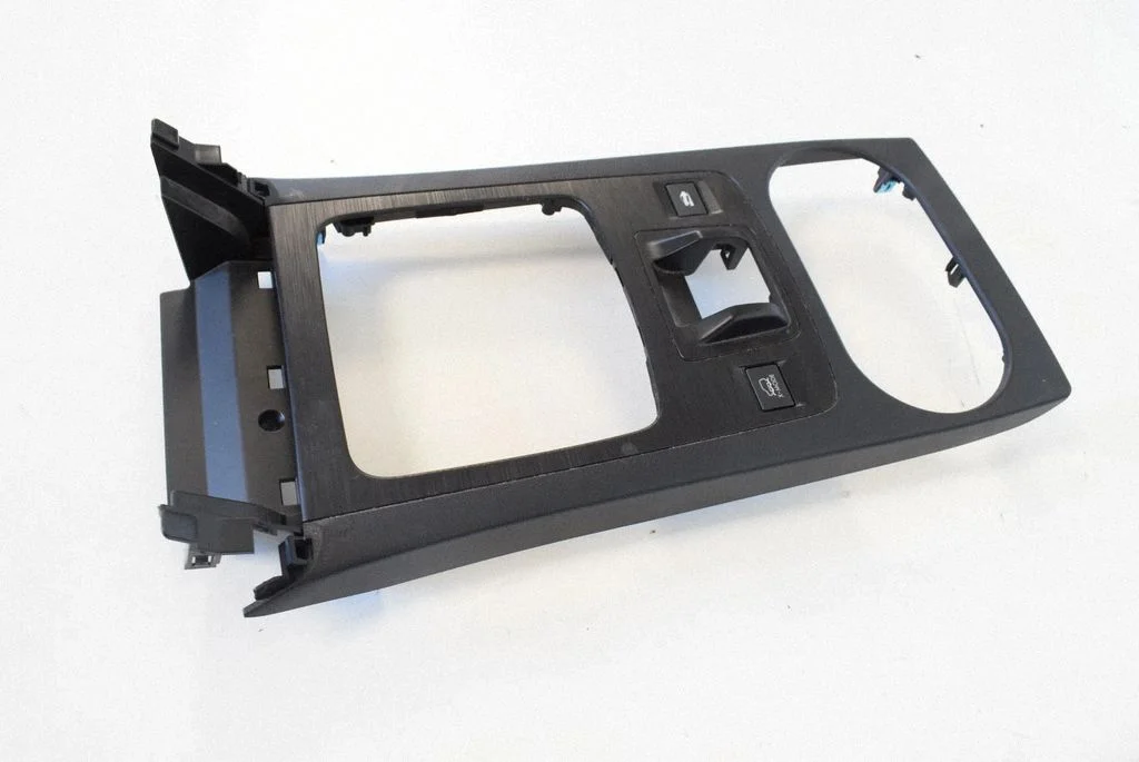 Muu keskkonsooli (tunneli) osa – Subaru Outback (BS) (2015-2019)