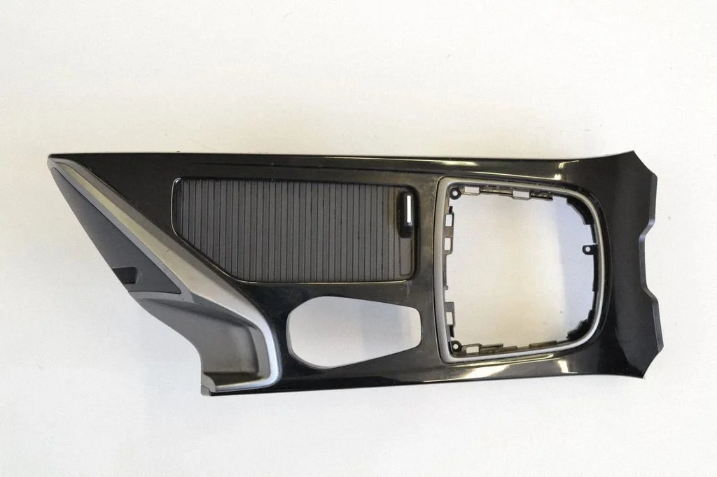 Other center console (tunnel) element – Hyundai i40 (2011-)