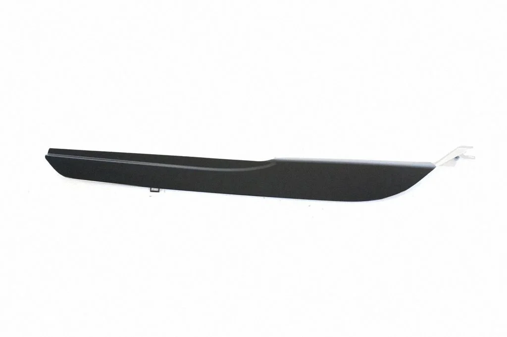 Cita centrālās konsoles (tuneļa) detaļa 7989060