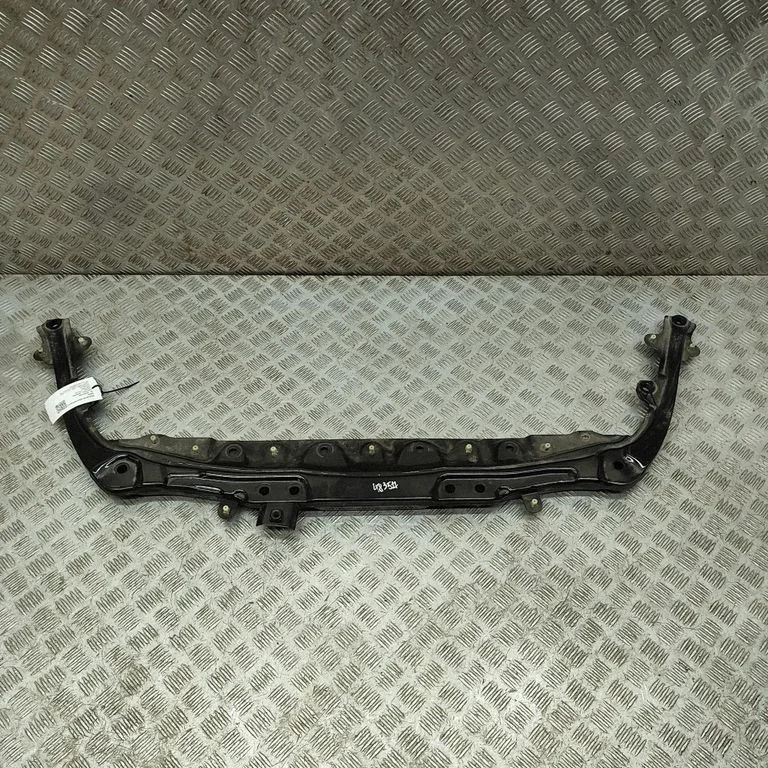 Cita priekšējās piekares detaļa – BMW iX1 (2022-)