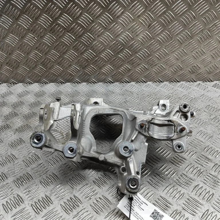 Muu esivedrustuse osa – Audi A4 S4 B9 (2015-2019)