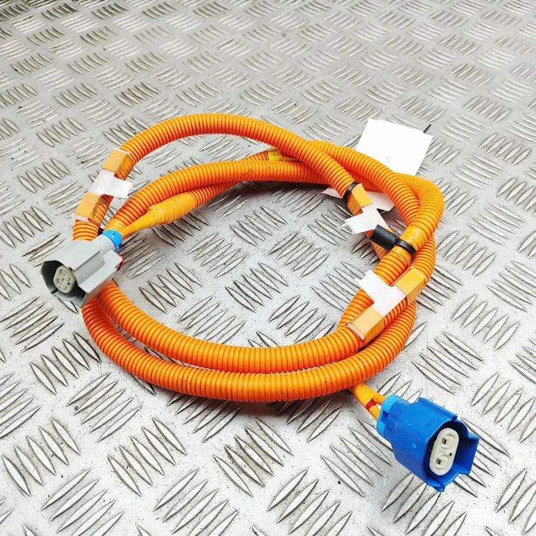 Muud juhtmed / juhtmestik 104511500E