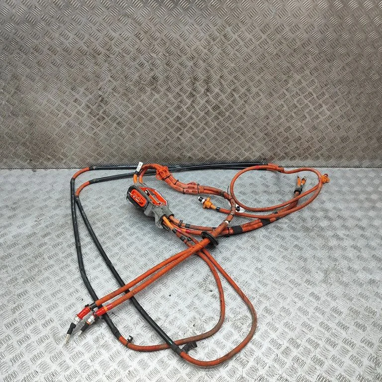 Muud juhtmed / juhtmestik 105451400D