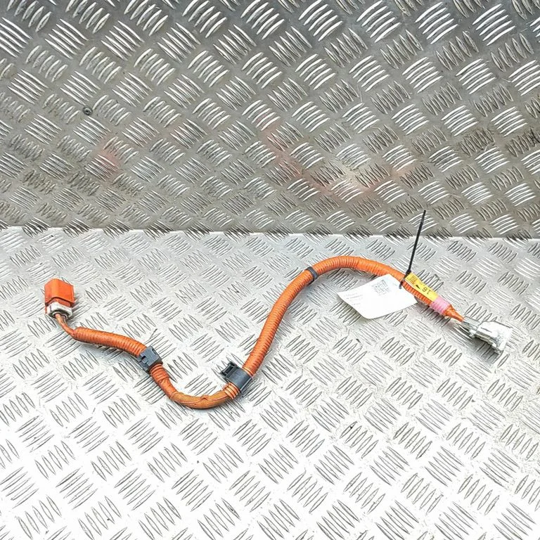 Citi vadi/instalācija 8221230160