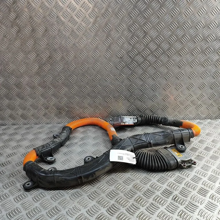 Citi vadi/instalācija 6824116