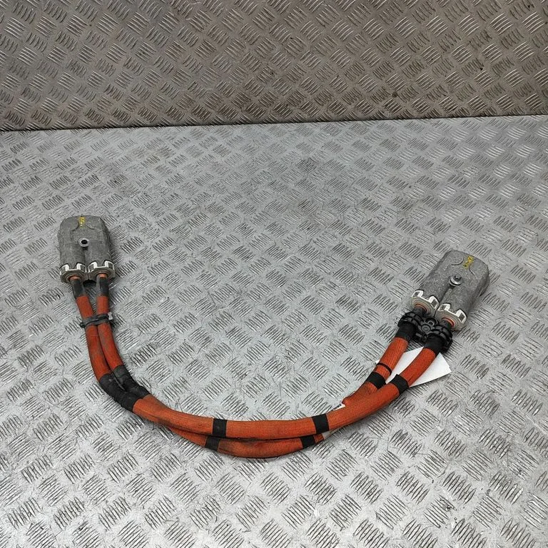 Citi vadi/instalācija – Mercedes-Benz EQS V297 (2021-)