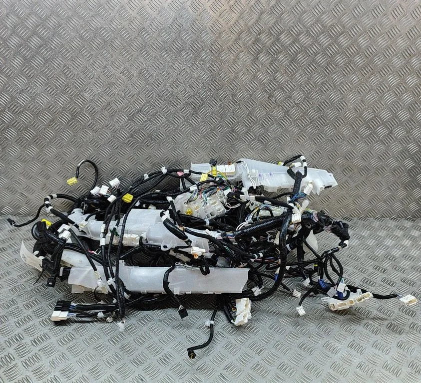 Muud juhtmed / juhtmestik – Toyota Sienna XL30 III (2011-2020)