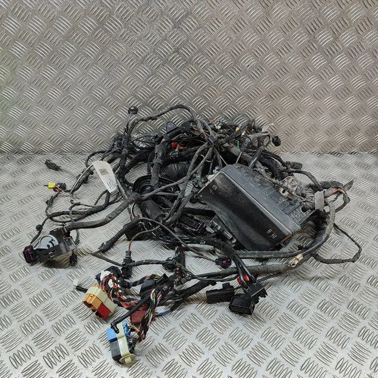 Muud juhtmed / juhtmestik – Volkswagen ID.4 (2020-)