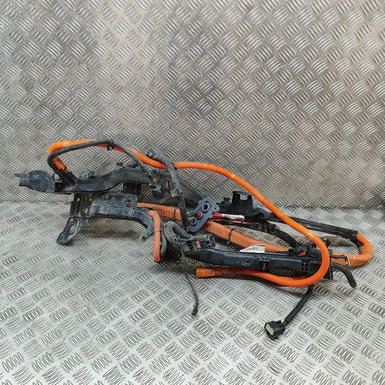 Citi vadi/instalācija 32254175
