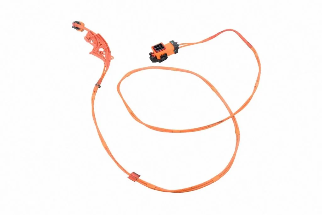 Muud juhtmed / juhtmestik 110900405G