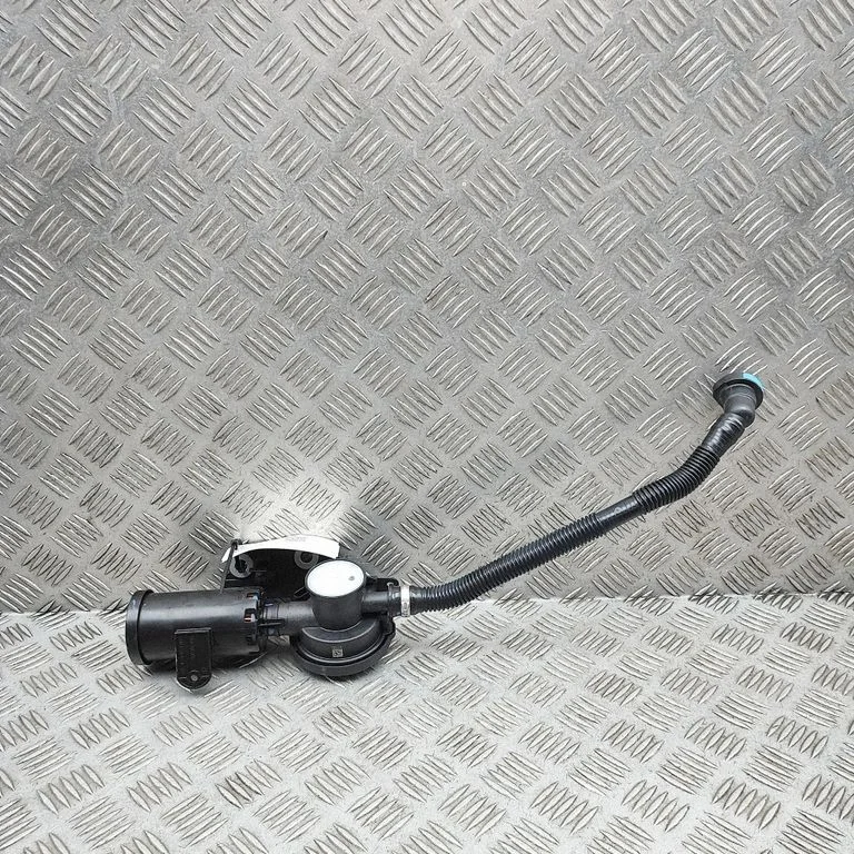 Aktīvās ogles (degvielas tvaiku) filtrs – BMW X4 G02 (2018-)