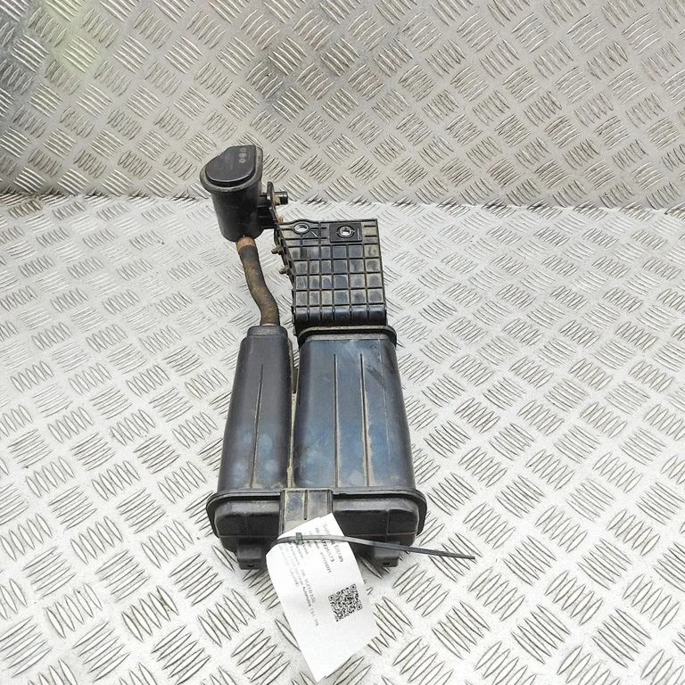 Active carbon filter fuel vapour canister 31420G3000