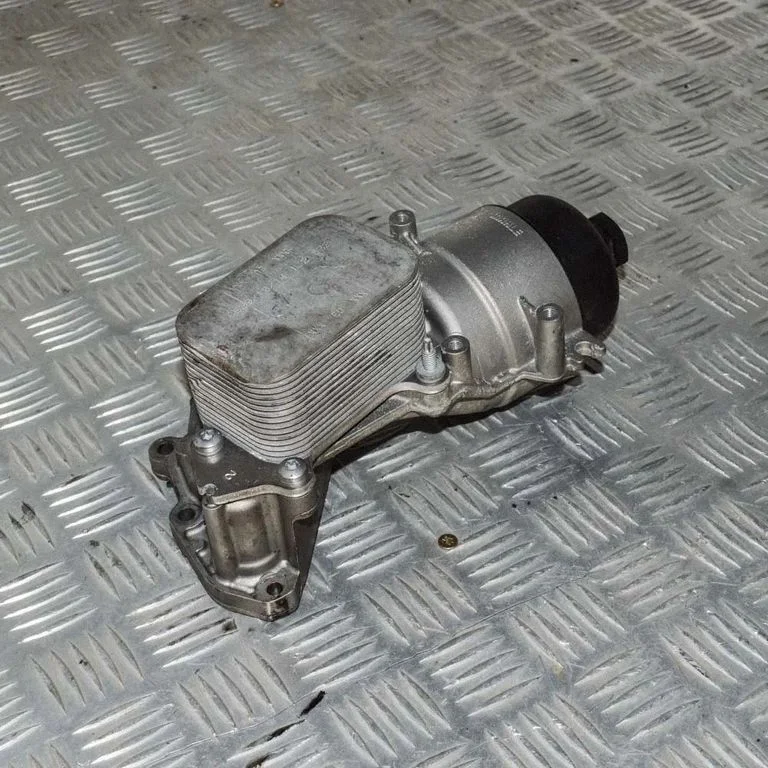 Oil filter cover 9687911280 – Volvo C30 (2010-2013)