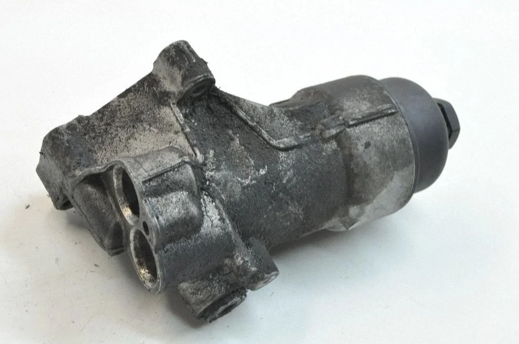 Eļļas filtra vāks A6401800710