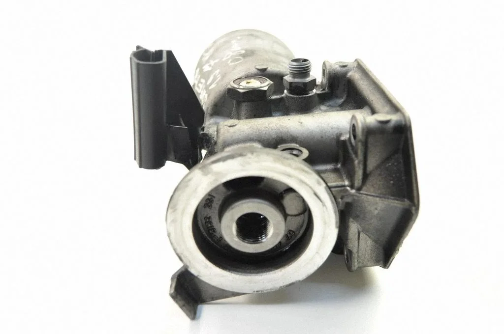 Oil filter cover – Skoda Superb B5 (3U) (2001-2008)