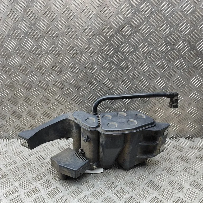 Aktīvās ogles (degvielas tvaiku) filtrs 521122980