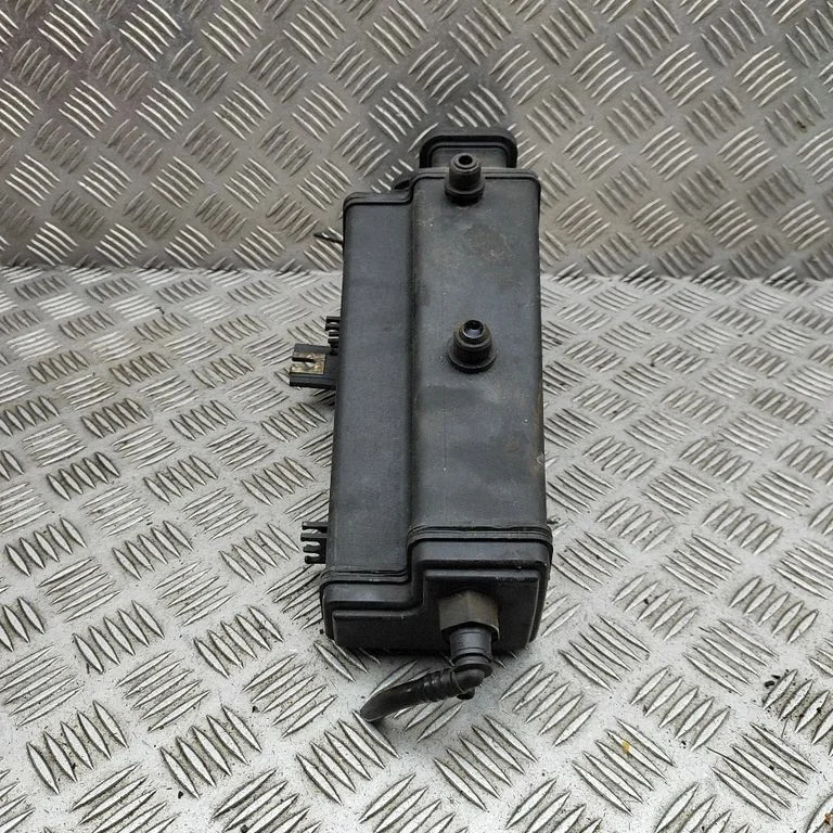 Active carbon filter fuel vapour canister – Porsche Boxster 986 (1996-2004)